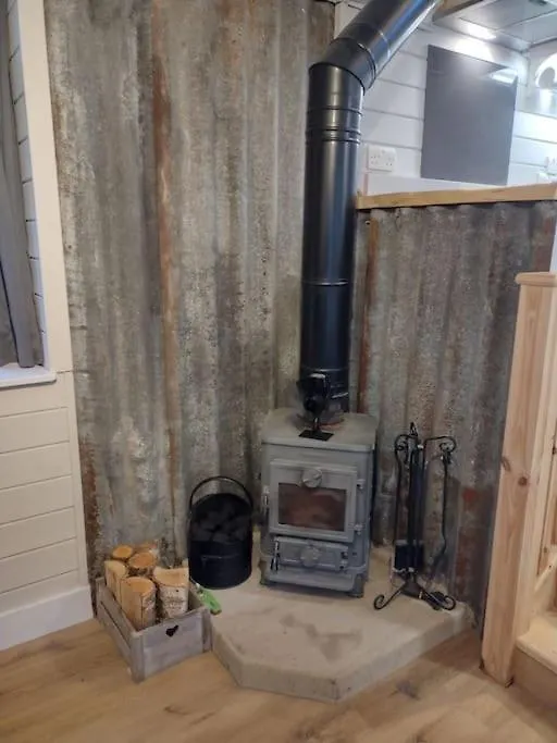The Scullery - A Quirky Annex With Wood Fire Villa Huddersfield Holiday home
